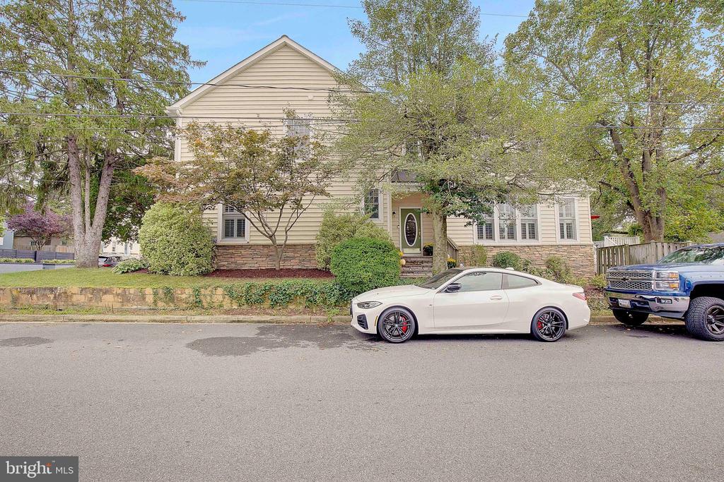 412 JEFFERSON STREET