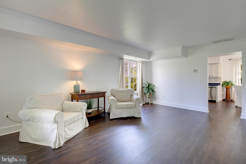 3513 OAK DRIVE