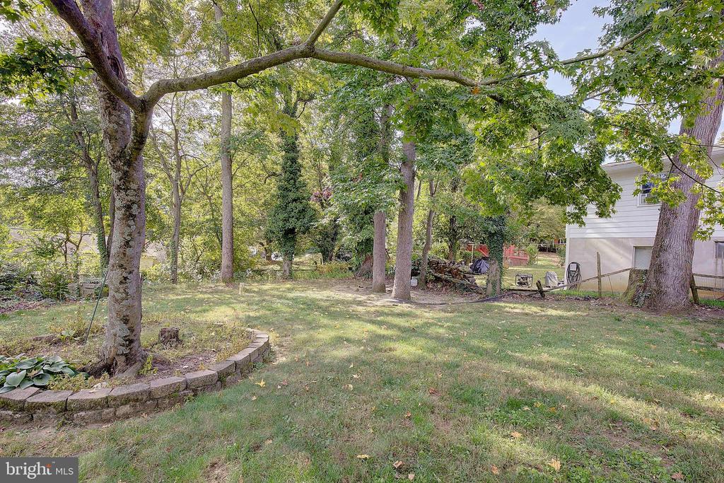 3513 OAK DRIVE