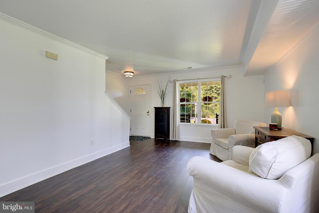 3513 OAK DRIVE