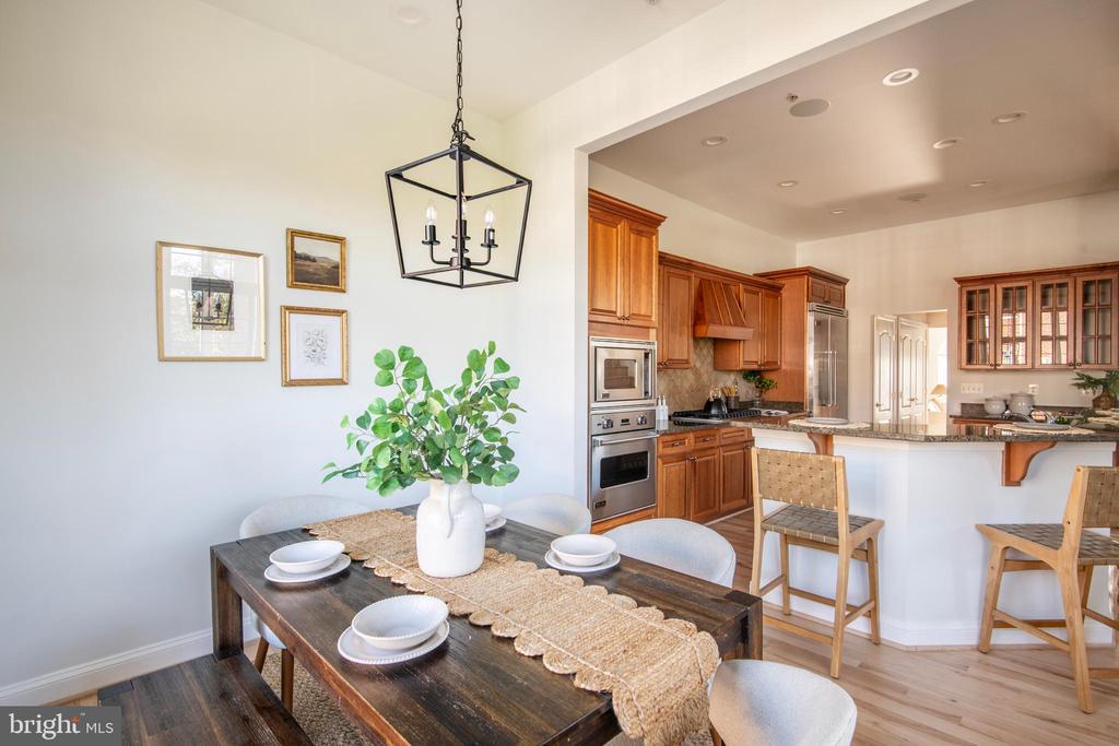 201 BURGUNDY LANE