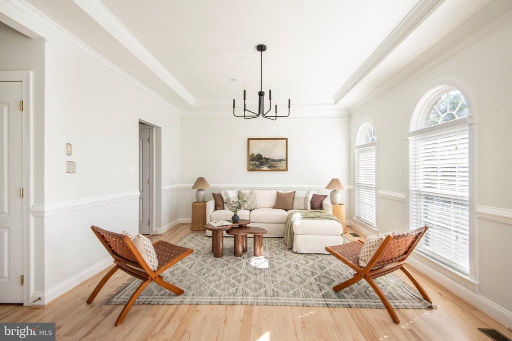201 BURGUNDY LANE