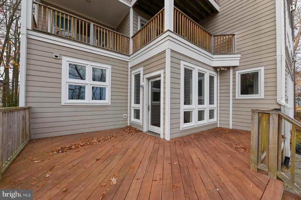 3303 KENNEY COURT