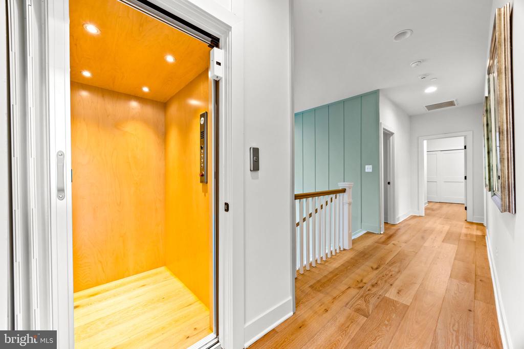 90 E LAKE DRIVE