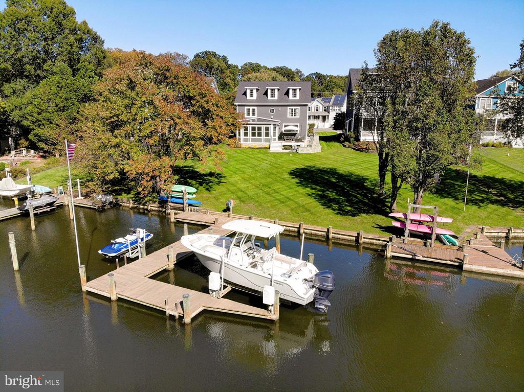 3590 S RIVER TERRACE