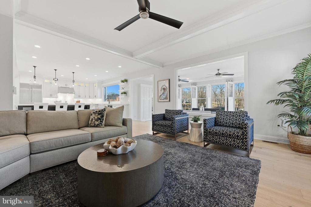 3590 S RIVER TERRACE