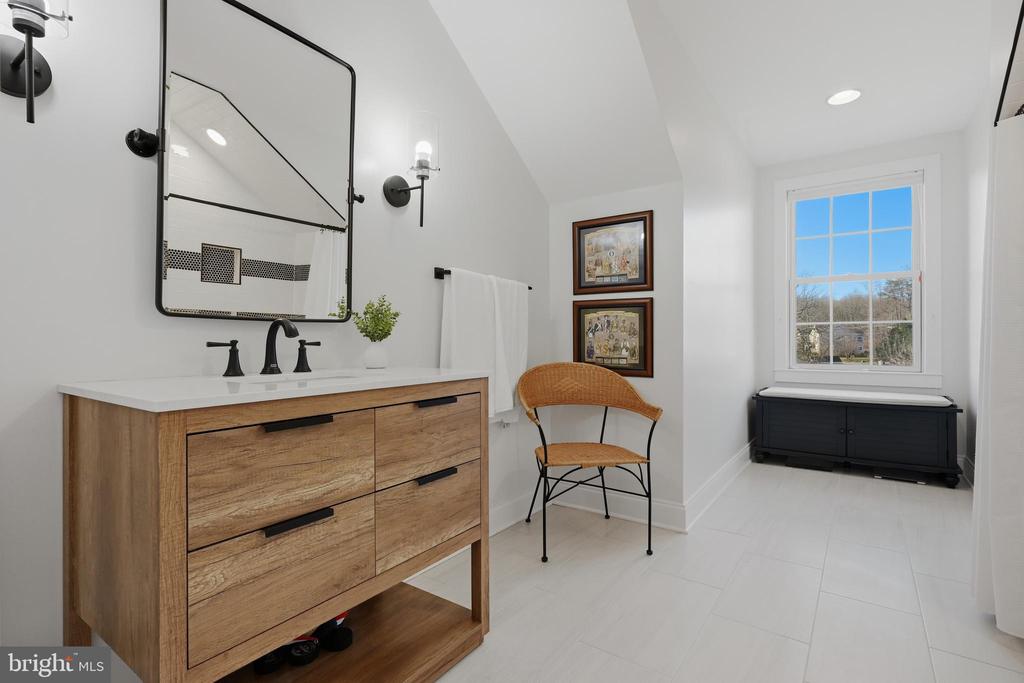 3590 S RIVER TERRACE