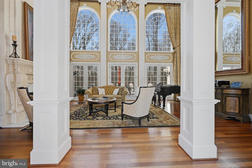 25 GASSAWAY LANE