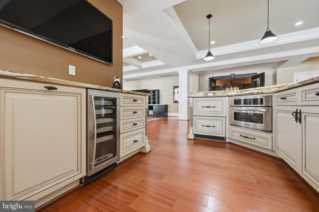 25 GASSAWAY LANE