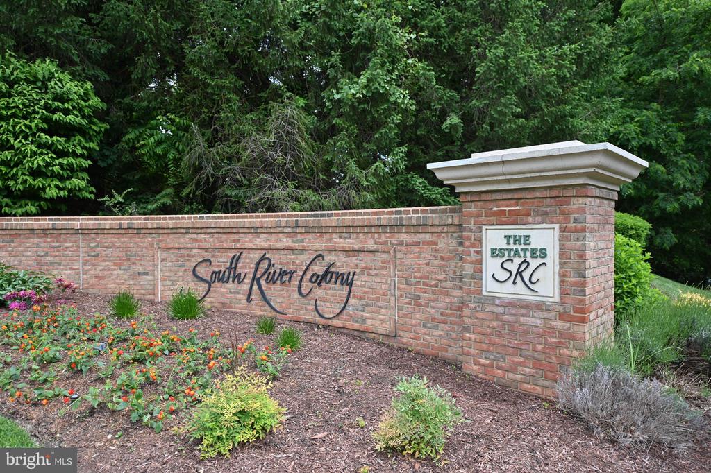 25 GASSAWAY LANE