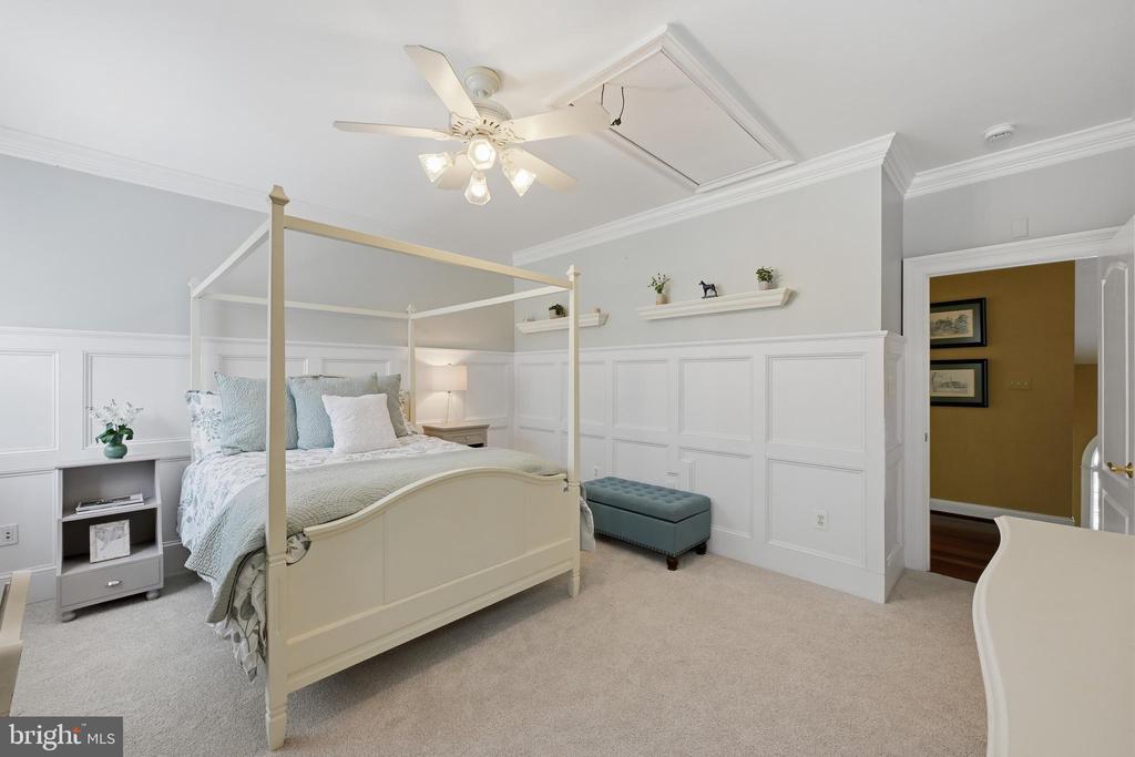 25 GASSAWAY LANE