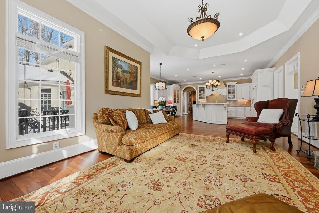 25 GASSAWAY LANE