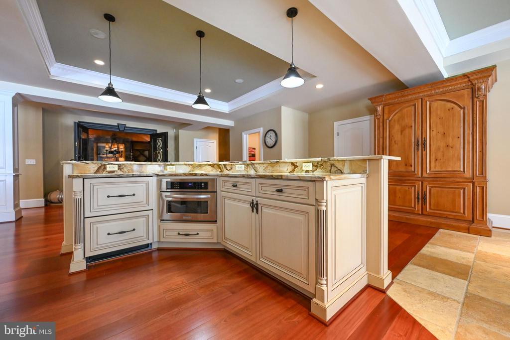 25 GASSAWAY LANE