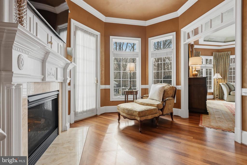 25 GASSAWAY LANE