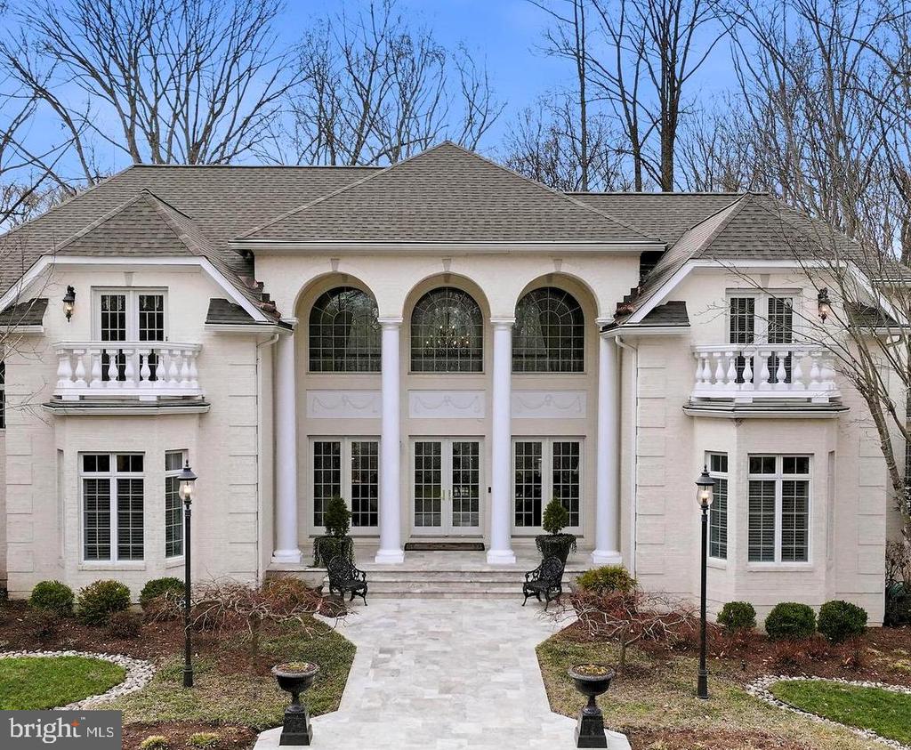 25 GASSAWAY LANE