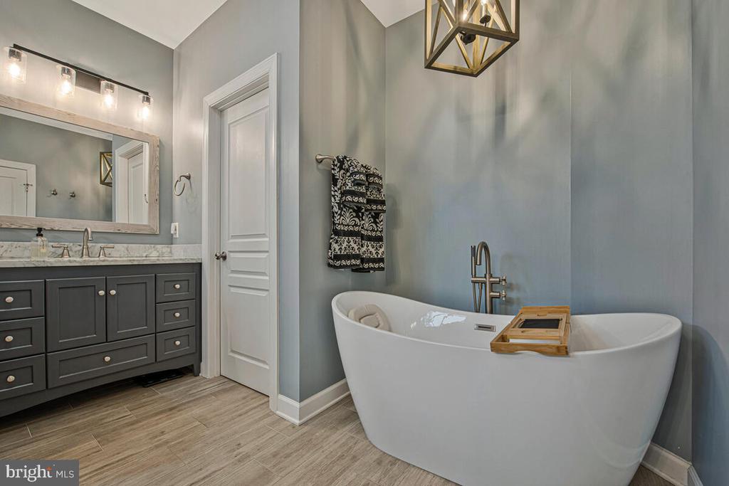 722 GREAT HERON DRIVE