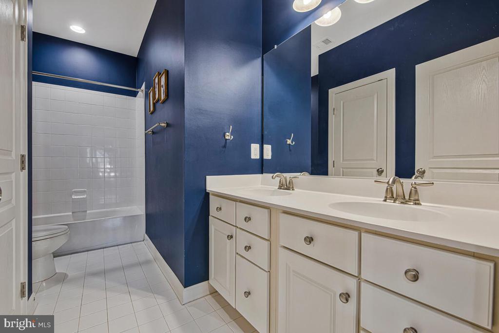 722 GREAT HERON DRIVE