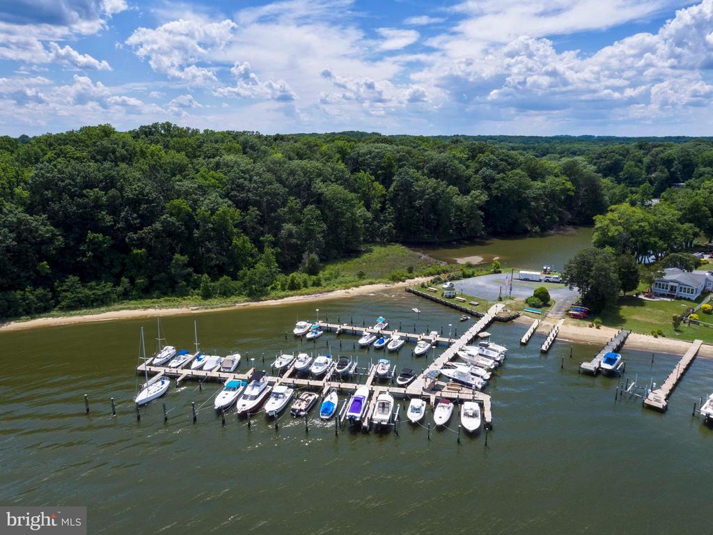 3516 LOCH HAVEN DRIVE