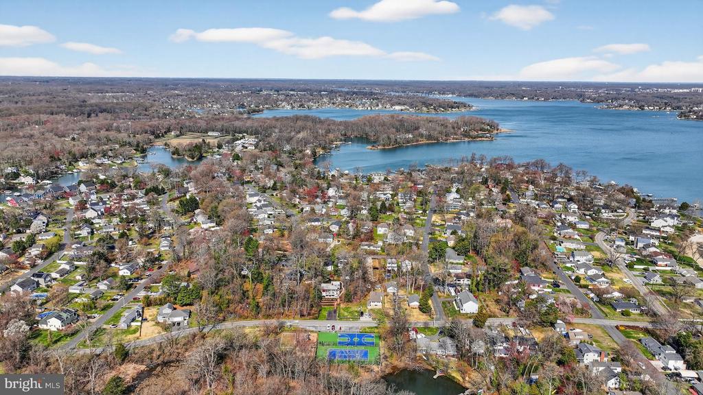 3516 LOCH HAVEN DRIVE