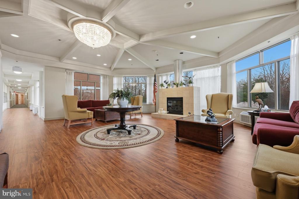 940 ASTERN WAY Unit: 304