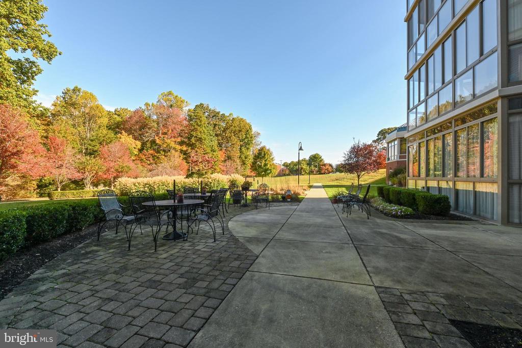 940 ASTERN WAY Unit: 304