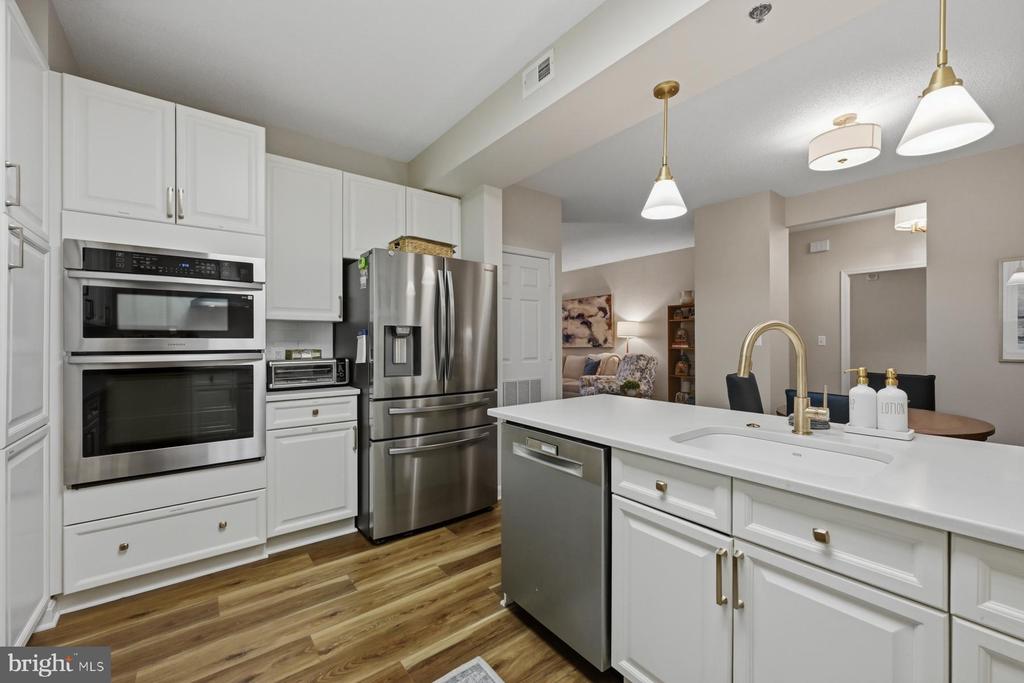 940 ASTERN WAY Unit: 304