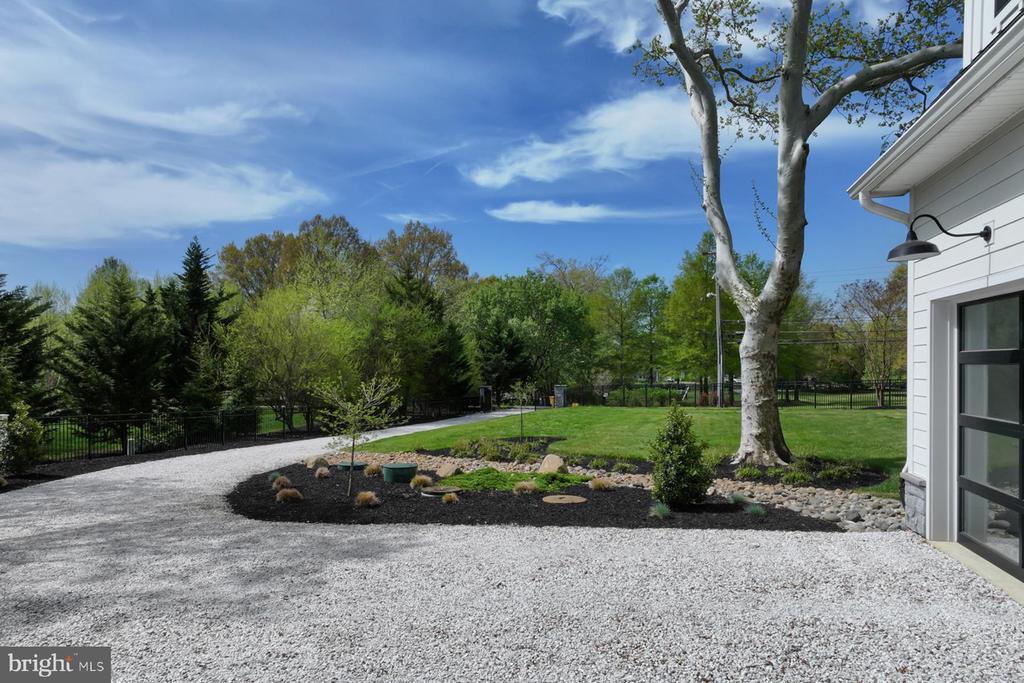 3275 HARNESS CREEK ROAD