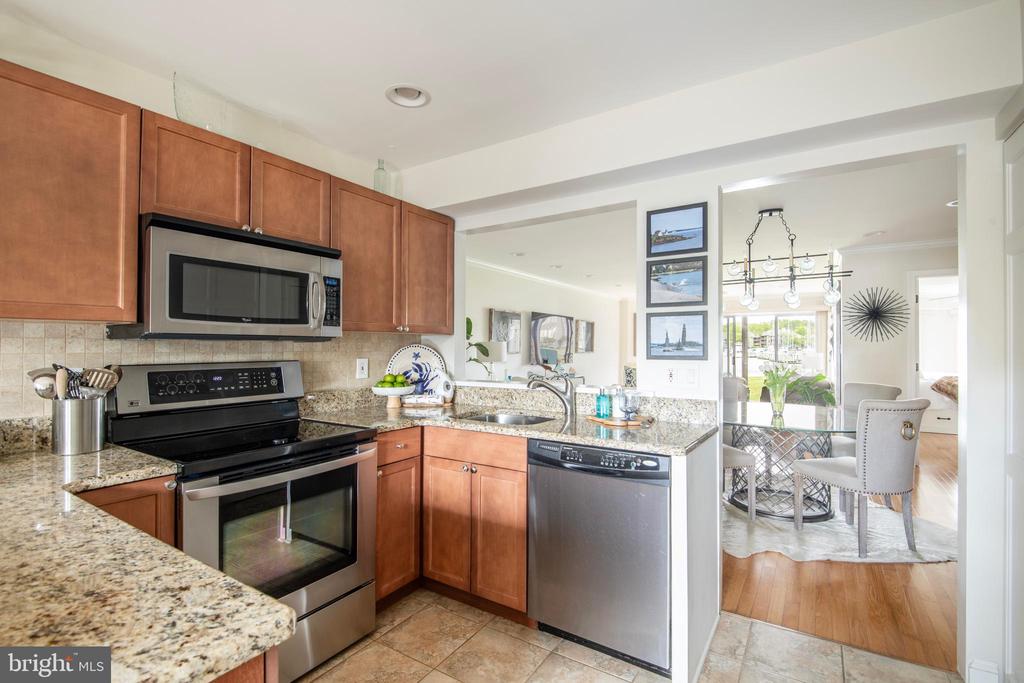 2123 QUAY VILLAGE COURT Unit: T1
