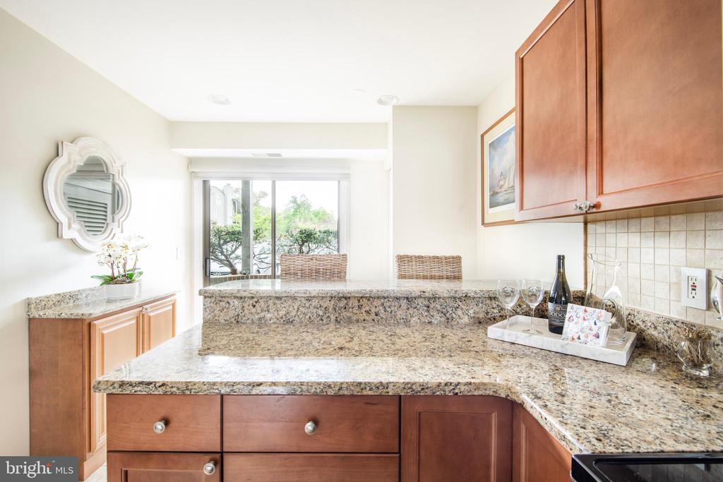 2123 QUAY VILLAGE COURT Unit: T1