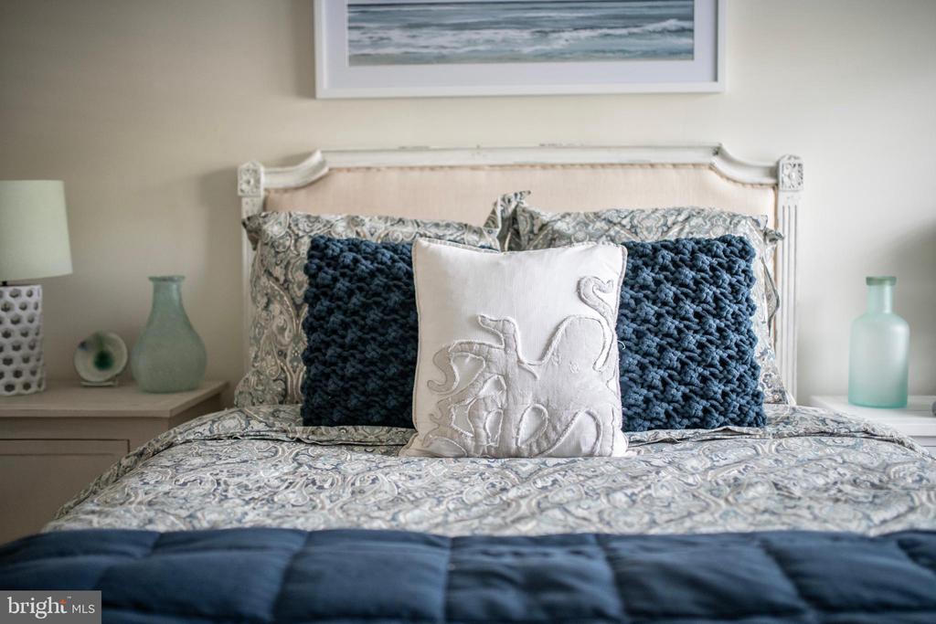 2123 QUAY VILLAGE COURT Unit: T1