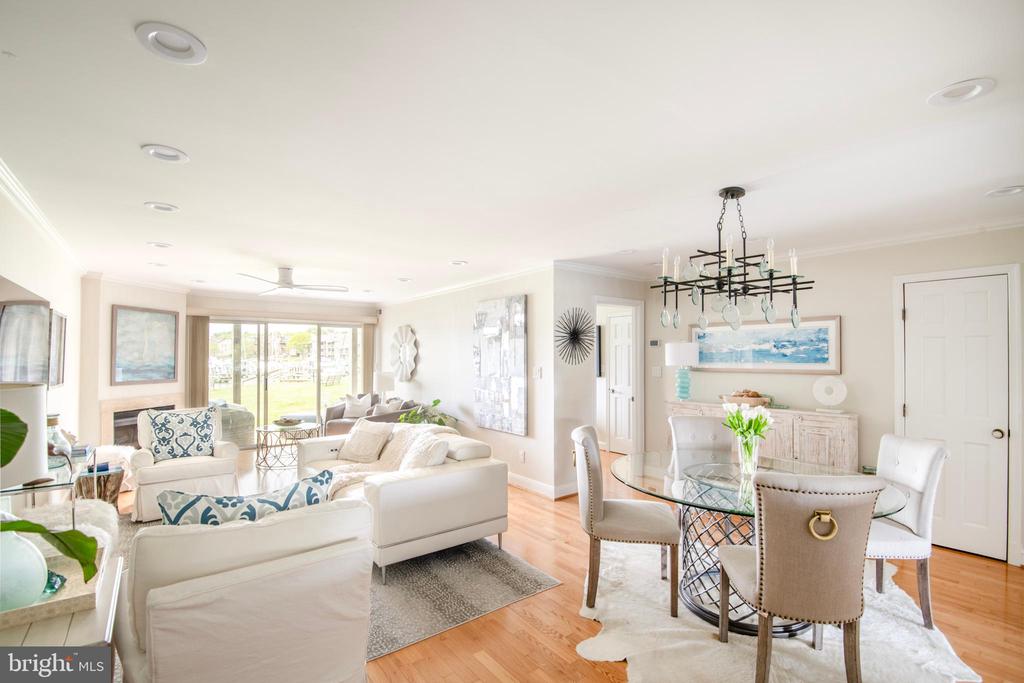 2123 QUAY VILLAGE COURT Unit: T1