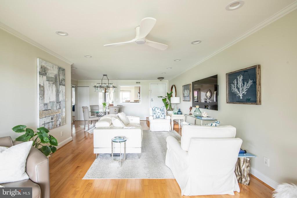 2123 QUAY VILLAGE COURT Unit: T1