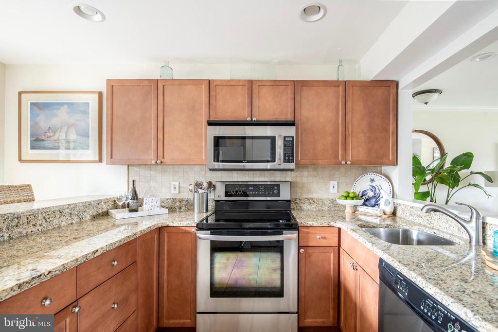 2123 QUAY VILLAGE COURT Unit: T1