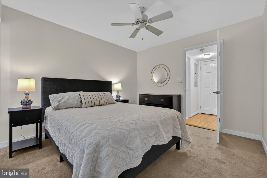 7004 CHANNEL VILLAGE COURT Unit: 102