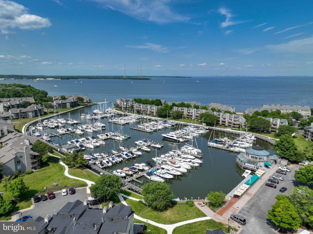 7004 CHANNEL VILLAGE COURT Unit: 102