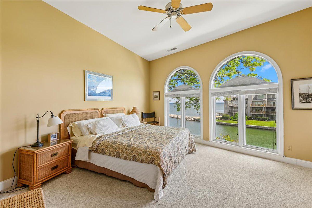 2121 QUAY VILLAGE COURT Unit: 202