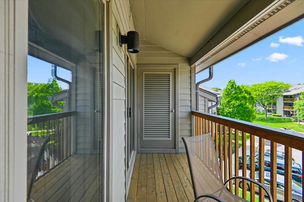 2121 QUAY VILLAGE COURT Unit: 202