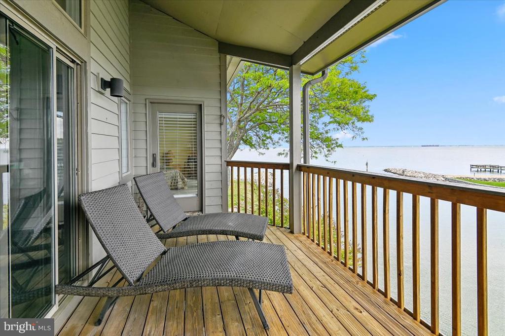 2121 QUAY VILLAGE COURT Unit: 202