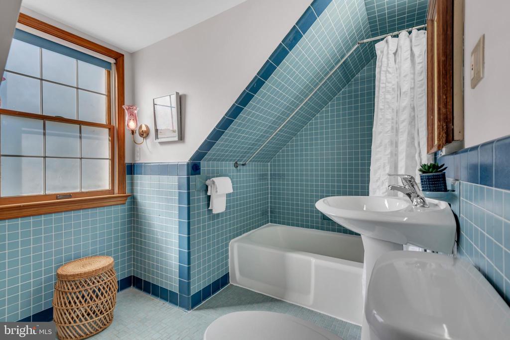 2997 DOGWOOD TRAIL