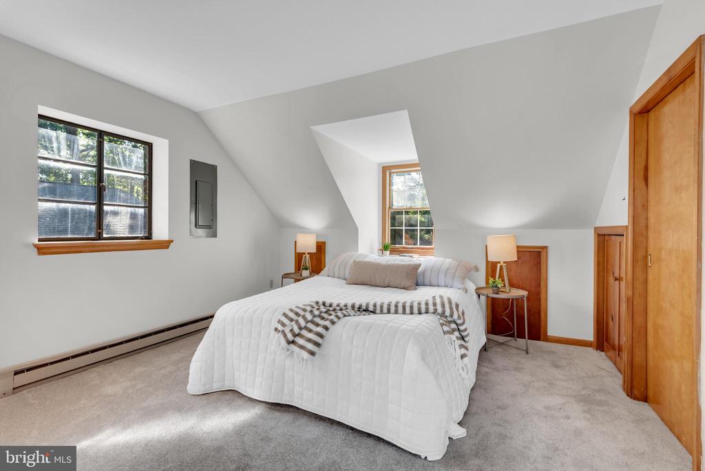 2997 DOGWOOD TRAIL