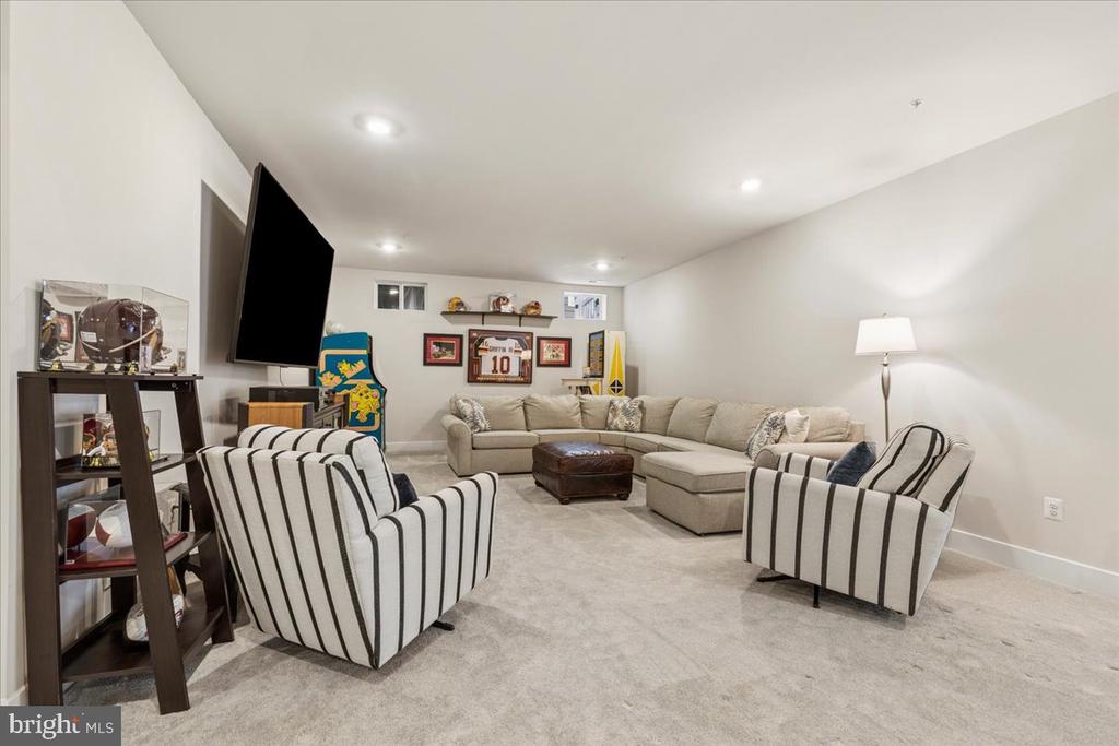 128 STILLY WAY