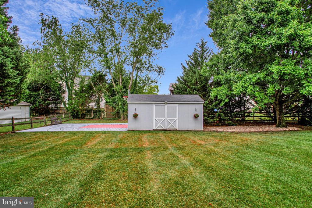 3207 BRECKENRIDGE WAY
