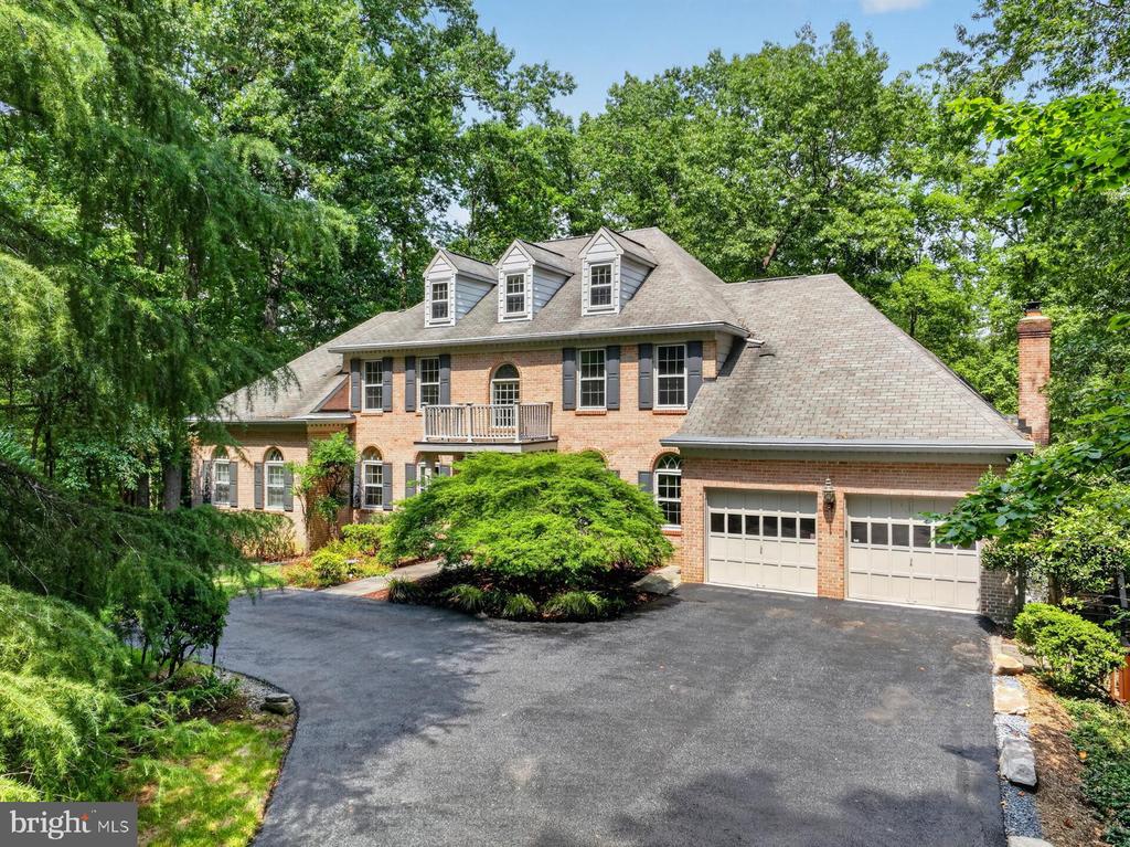 900 MALVERN HILL DRIVE