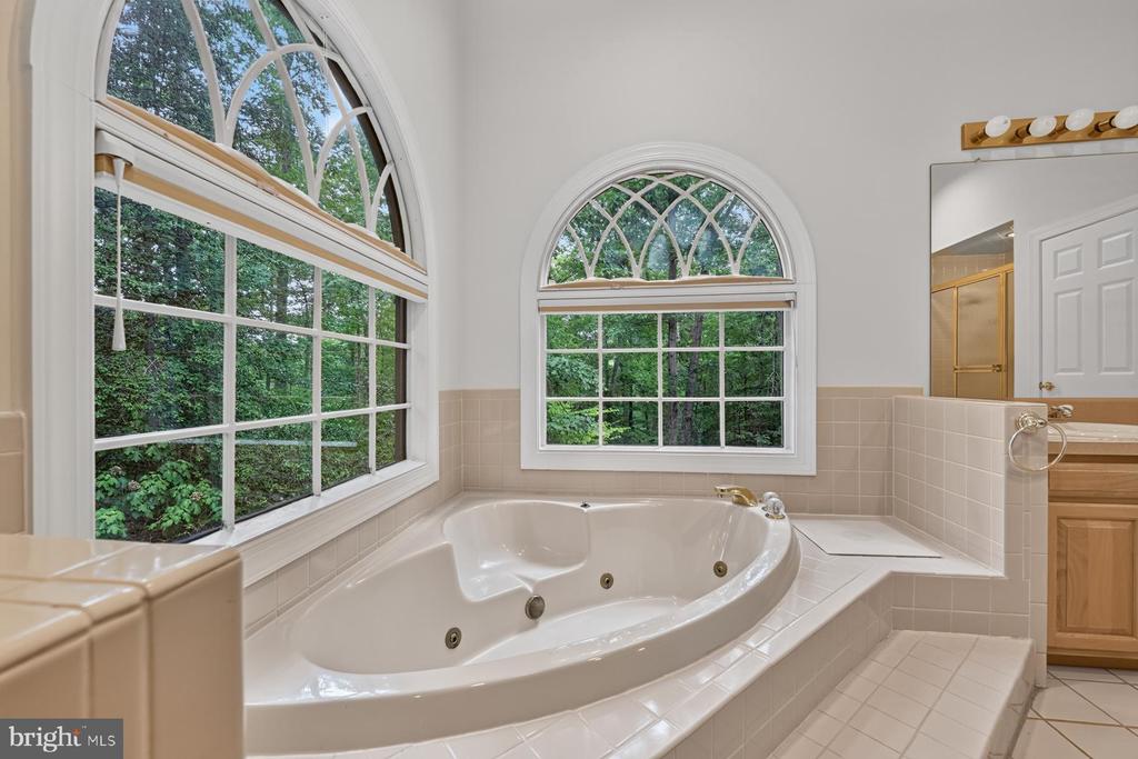 900 MALVERN HILL DRIVE
