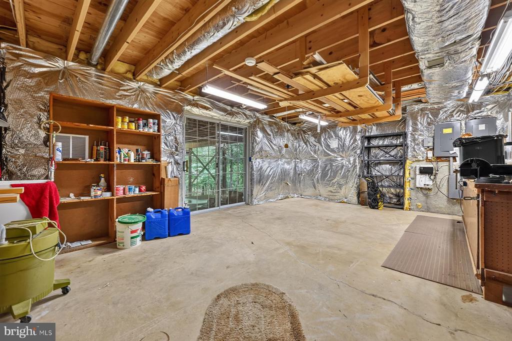900 MALVERN HILL DRIVE