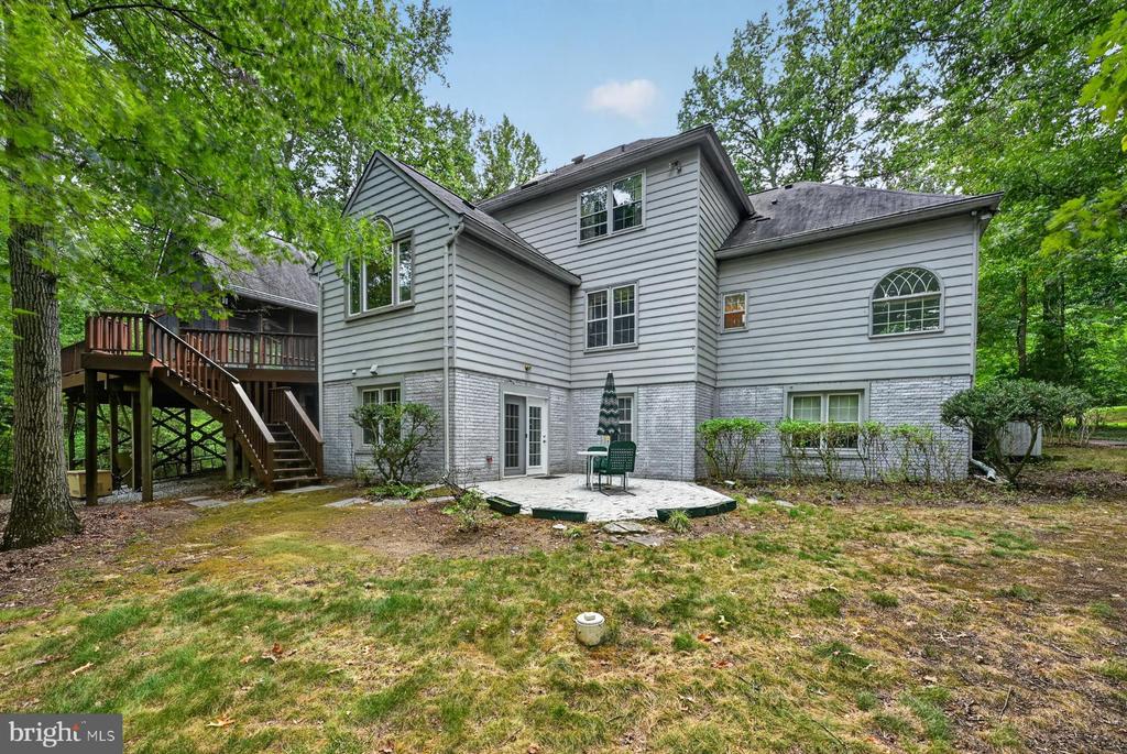 900 MALVERN HILL DRIVE