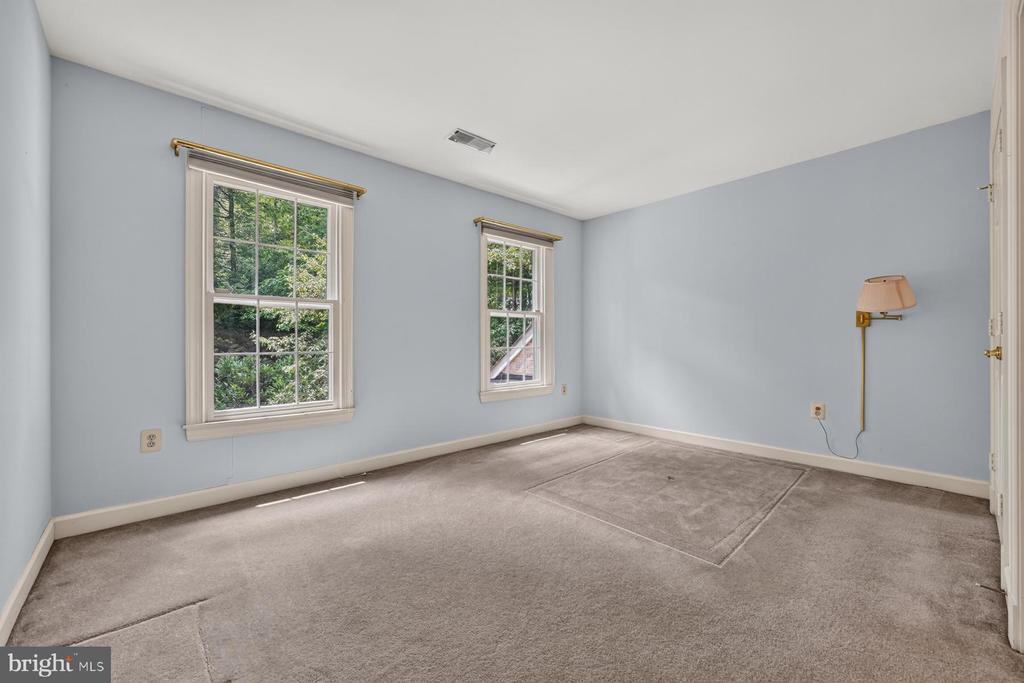 900 MALVERN HILL DRIVE