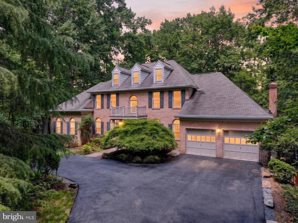 900 MALVERN HILL DRIVE