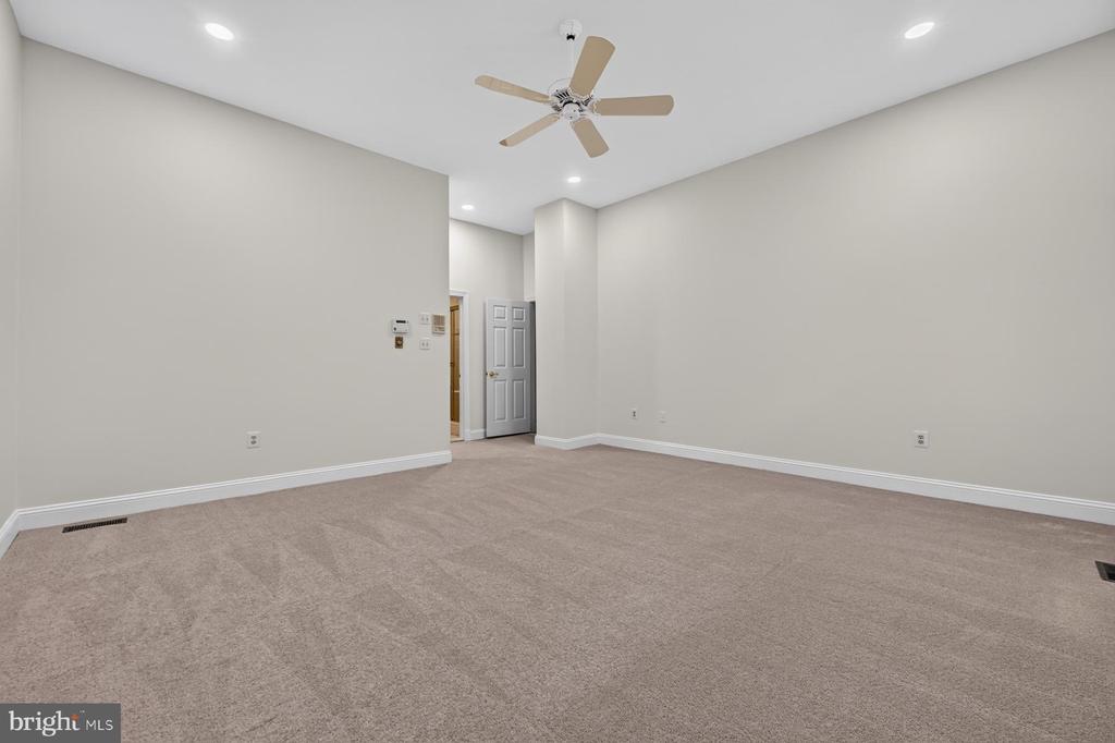900 MALVERN HILL DRIVE