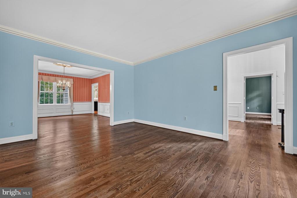 900 MALVERN HILL DRIVE